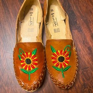 Unbranded Mexican style shoes size 8.5